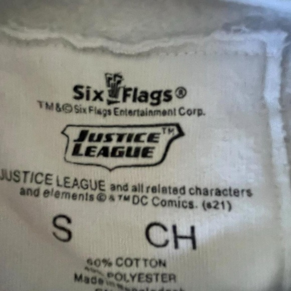 758-Superhero graphic multicoloured crewneck sweatshirt #superhero #sixflags - Picture 5 of 7